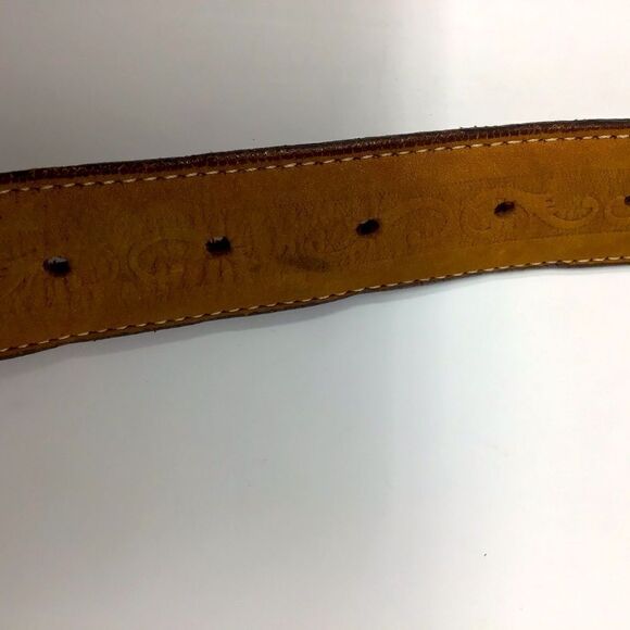 Vintage North Reflections European Leather Belt - Picture 5 of 8